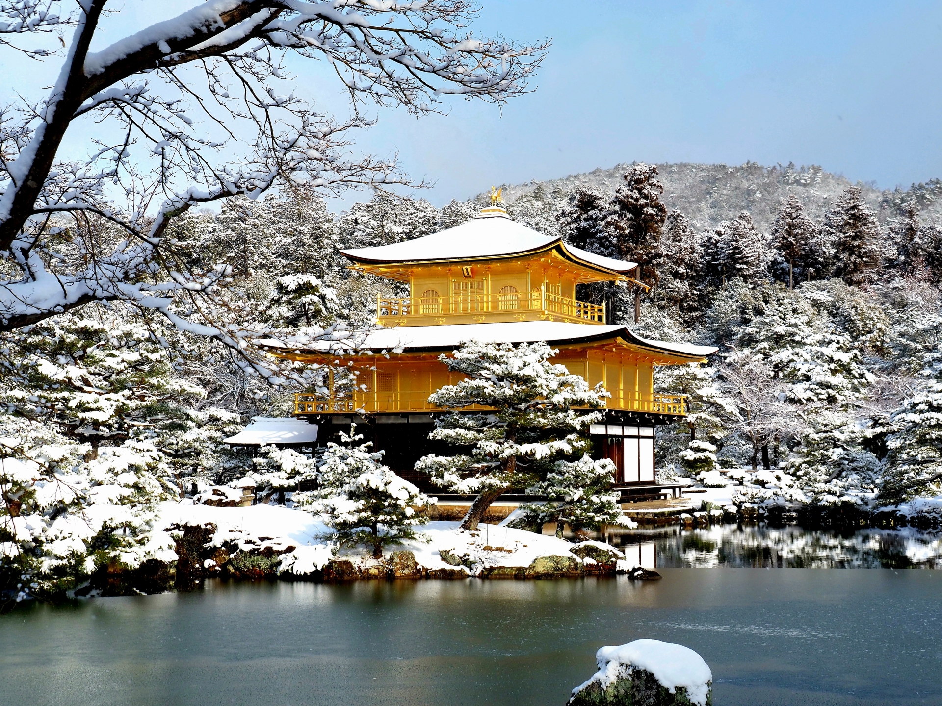 日本の世界遺産ランキングを象徴する文化と自然の風景イメージ