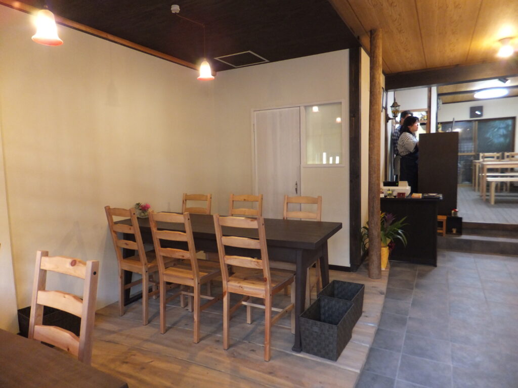Café容の店内